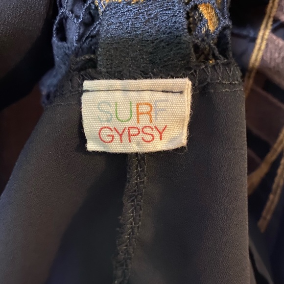 Surf Gypsy- Semi Sheer Embroidered Low Cut Top - Picture 5 of 6